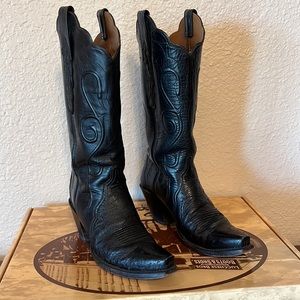 Lucchese Classics Handmade Cowboy Boots